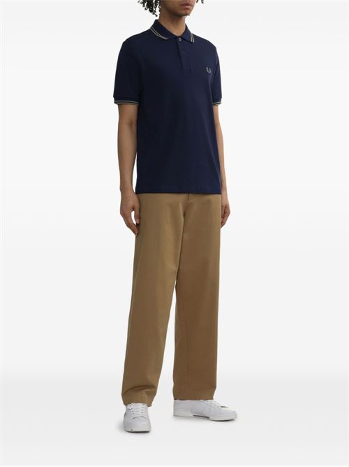 Polo manica corta con doppio bordino e logo ricamato FRED PERRY | M3600Y59